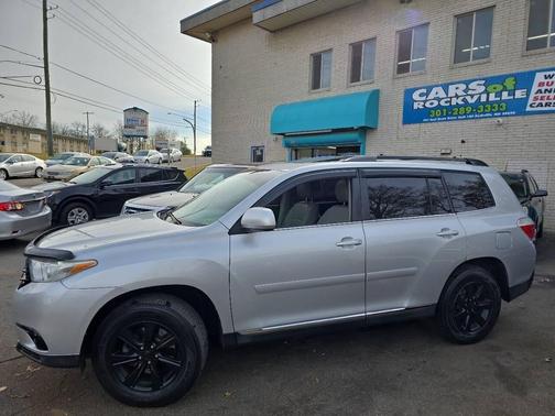 2012 Toyota Highlander SE