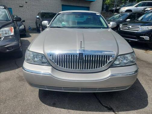 2007 Lincoln Town Car Signature