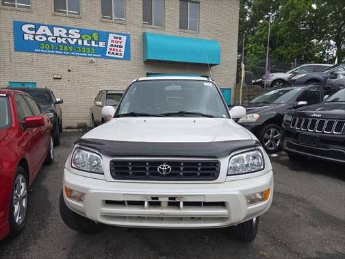 2000 Toyota RAV4 Base