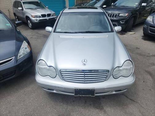 2004 Mercedes-Benz C-Class 4MATIC