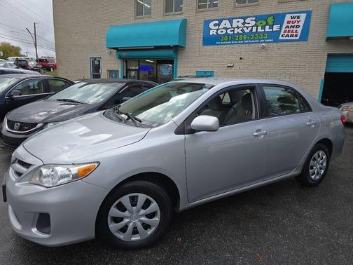 2011 Toyota Corolla LE