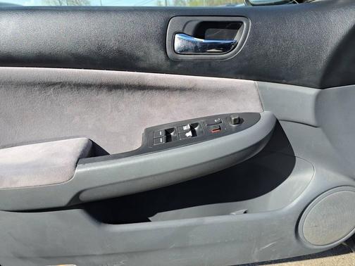 2004 Honda Accord 2.4 LX