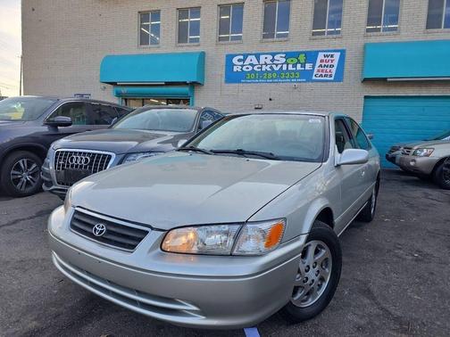 2001 Toyota Camry LE