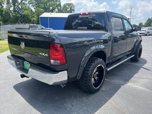 2017 RAM 1500 SLT
