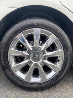 2012 Lincoln MKZ Base