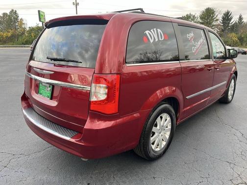 2015 Chrysler Town & Country Touring