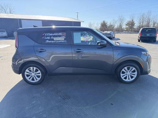 2023 Kia Soul LX 4dr Crossover