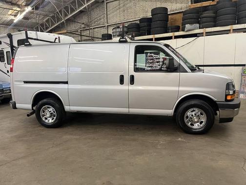 2017 Chevrolet Express 2500 Work Van