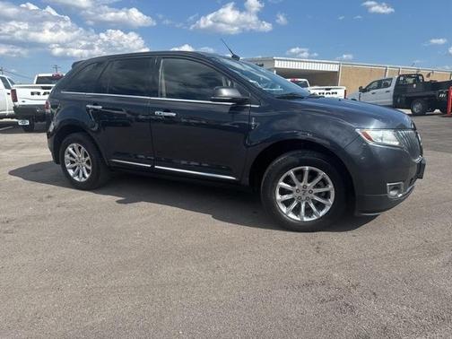 2013 Lincoln MKX Base