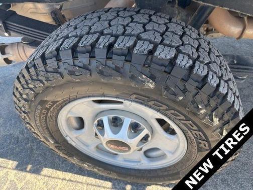 2023 GMC Sierra 2500 Pro