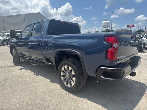 2024 Chevrolet Silverado 2500 Custom