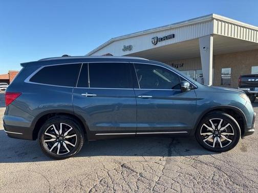2019 Honda Pilot Touring 8-Passenger