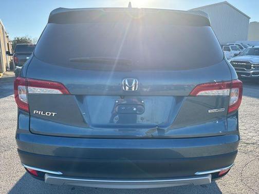 2019 Honda Pilot Touring 8-Passenger