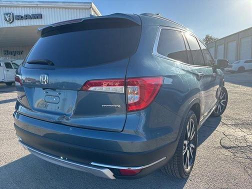 2019 Honda Pilot Touring 8-Passenger