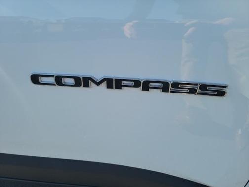 2025 Jeep Compass Sport