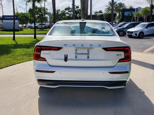 2025 Volvo S60 B5 Core