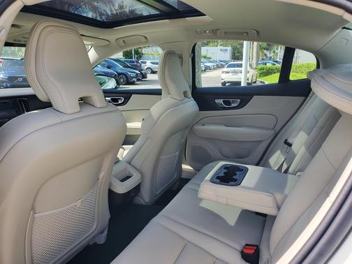 2025 Volvo S60 B5 Core