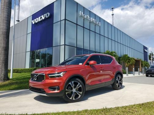2022 Volvo XC40 T5 Inscription