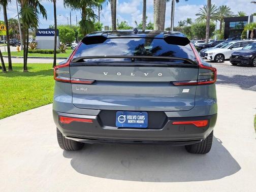 2022 Volvo C40 Recharge Pure Electric P8 Ultimate