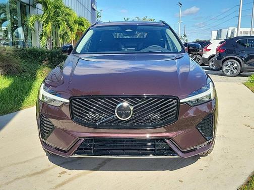 2026 Volvo XC60 B5 Ultra