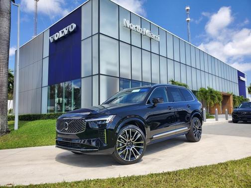 2025 Volvo XC90 B6 Ultra