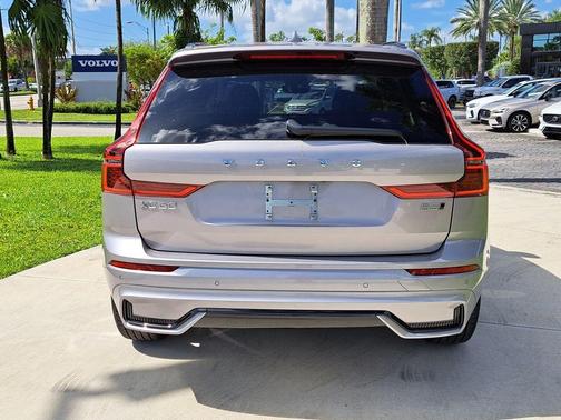 2026 Volvo XC60 B5 Core