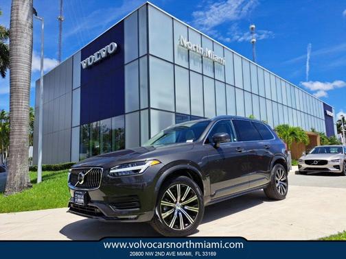 2023 Volvo XC90 B5 Core