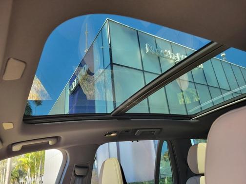 2026 Volvo XC90 B5 Ultra 6-Seater