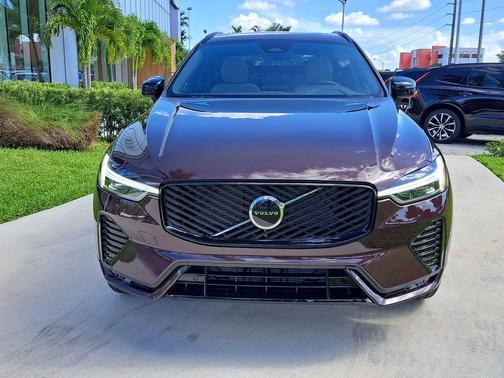 2026 Volvo XC60 B5 Core