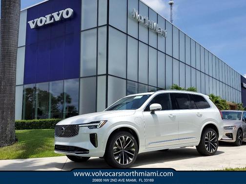 2025 Volvo XC90 Plug-In Hybrid T8 Plus 7-Seater