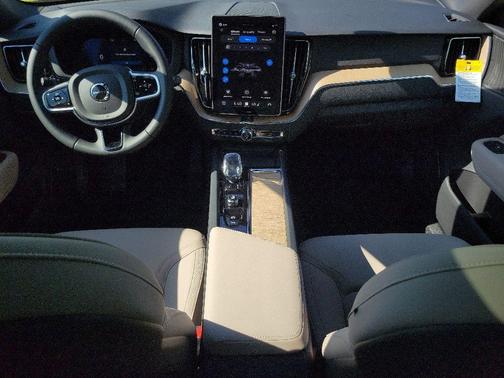 Denim Blue Metallic 2026 Volvo XC60 B5 Plus