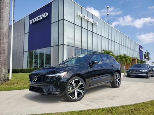2025 Volvo XC60 B5 Ultra