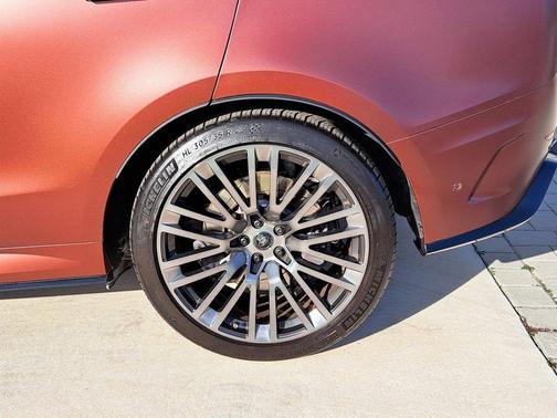 2025 Land Rover Range Rover Sport P635 SV Edition Two