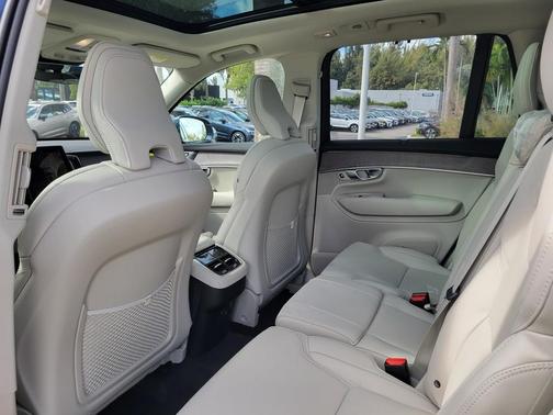 2026 Volvo XC90 B6 Ultra 7-Seater