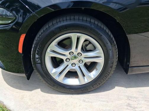 Pitch Black Clearcoat 2023 Dodge Charger SXT