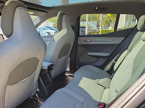 2026 Volvo EX30 Twin Motor Ultra