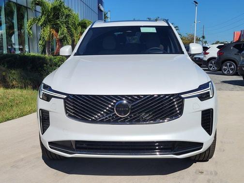 2026 Volvo XC90 B6 Ultra 7-Seater