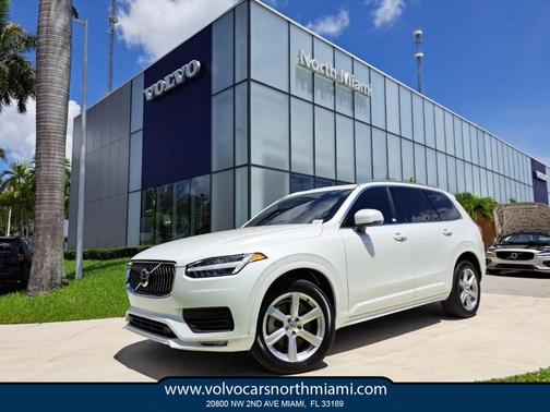 2023 Volvo XC90 B6 Core