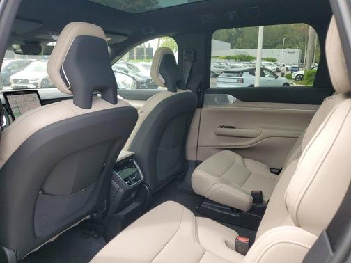 2025 Volvo EX90 Twin Motor Ultra