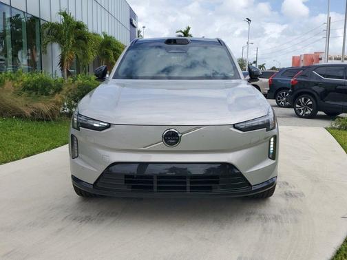 2025 Volvo EX90 Twin Motor Ultra