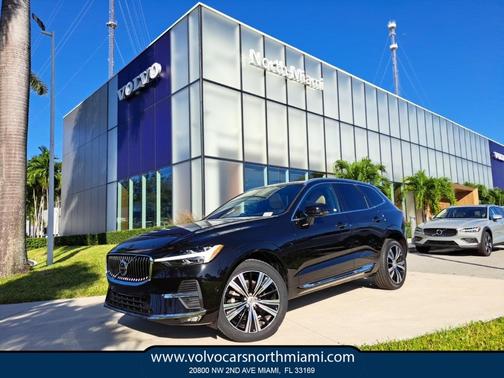 2022 Volvo XC60 B5 Inscription