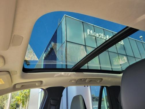 2026 Volvo XC90 B6 Plus 6-Seater