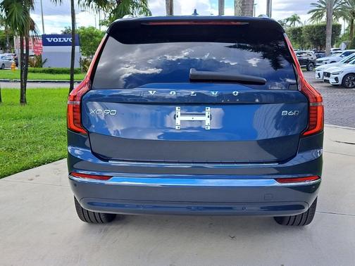 2026 Volvo XC90 B6 Plus 6-Seater