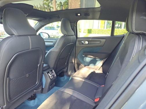 2023 Volvo C40 Recharge Pure Electric Twin Ultimate