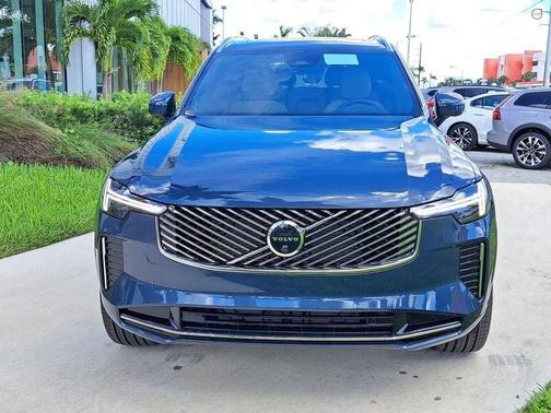 2026 Volvo XC90 B6 Ultra 7-Seater