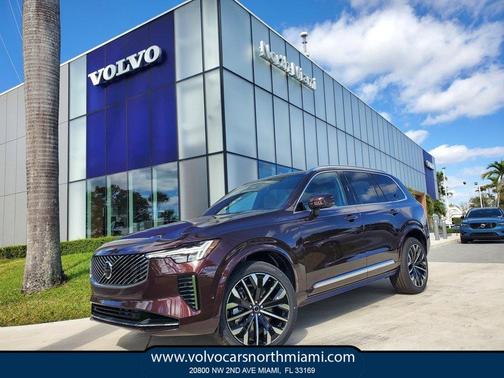 2025 Volvo XC90 B5 Plus 6-Seater