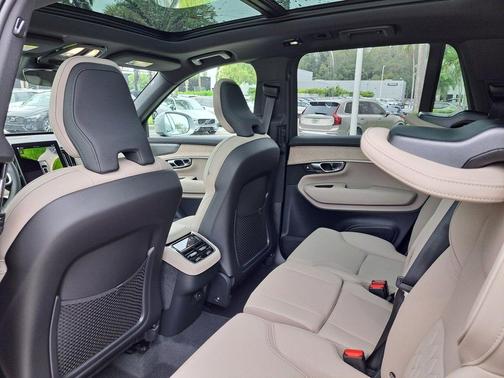 2026 Volvo XC90 B5 Plus 7-Seater