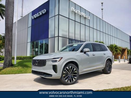 2025 Volvo XC90 Plug-In Hybrid T8 Plus 7-Seater