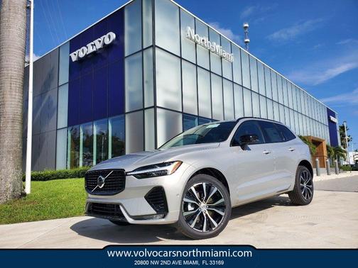 2025 Volvo XC60 B5 Plus