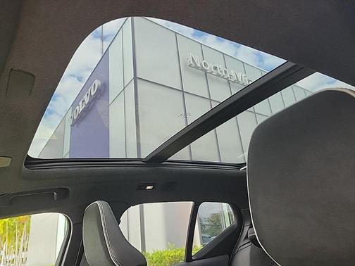 2023 Volvo XC40 Recharge Pure Electric Twin Ultimate